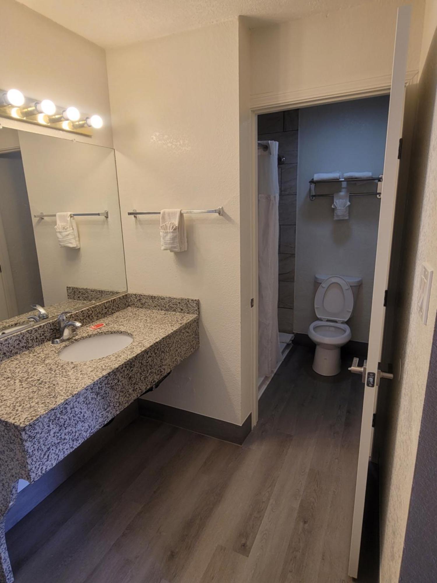 Hotel Econo Vegas *